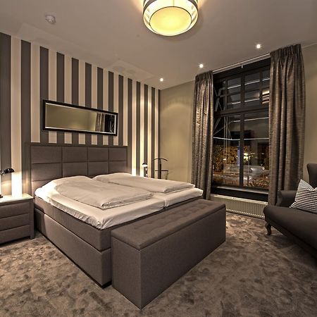 Hotel-Restaurant Unicum Elzenhagen Poeldijk Exteriér fotografie